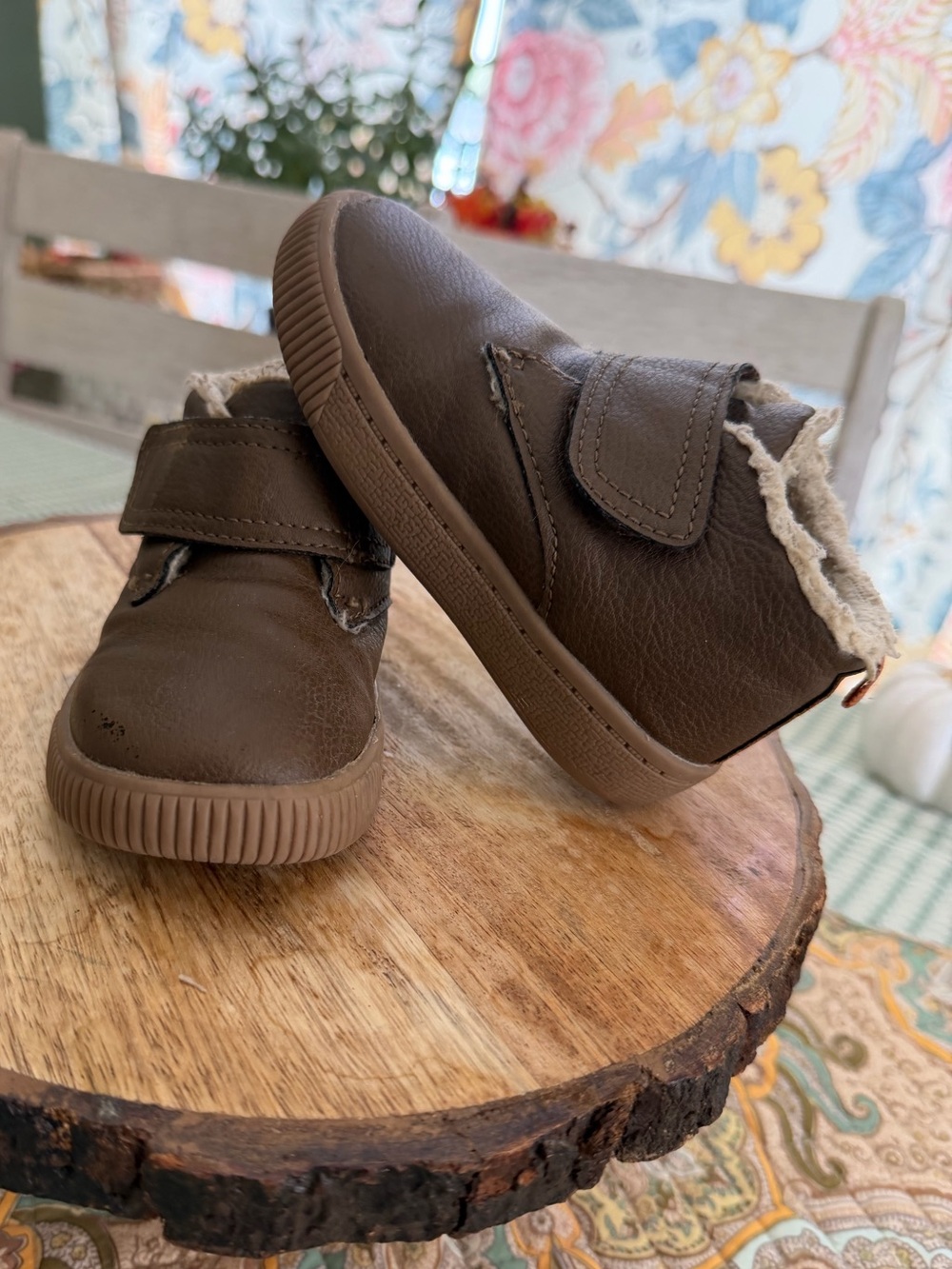 Carter's Toddler Boy Boots Sz 6 Brown Faux-Leather Sherpa-Lined Velcro Kids Boot